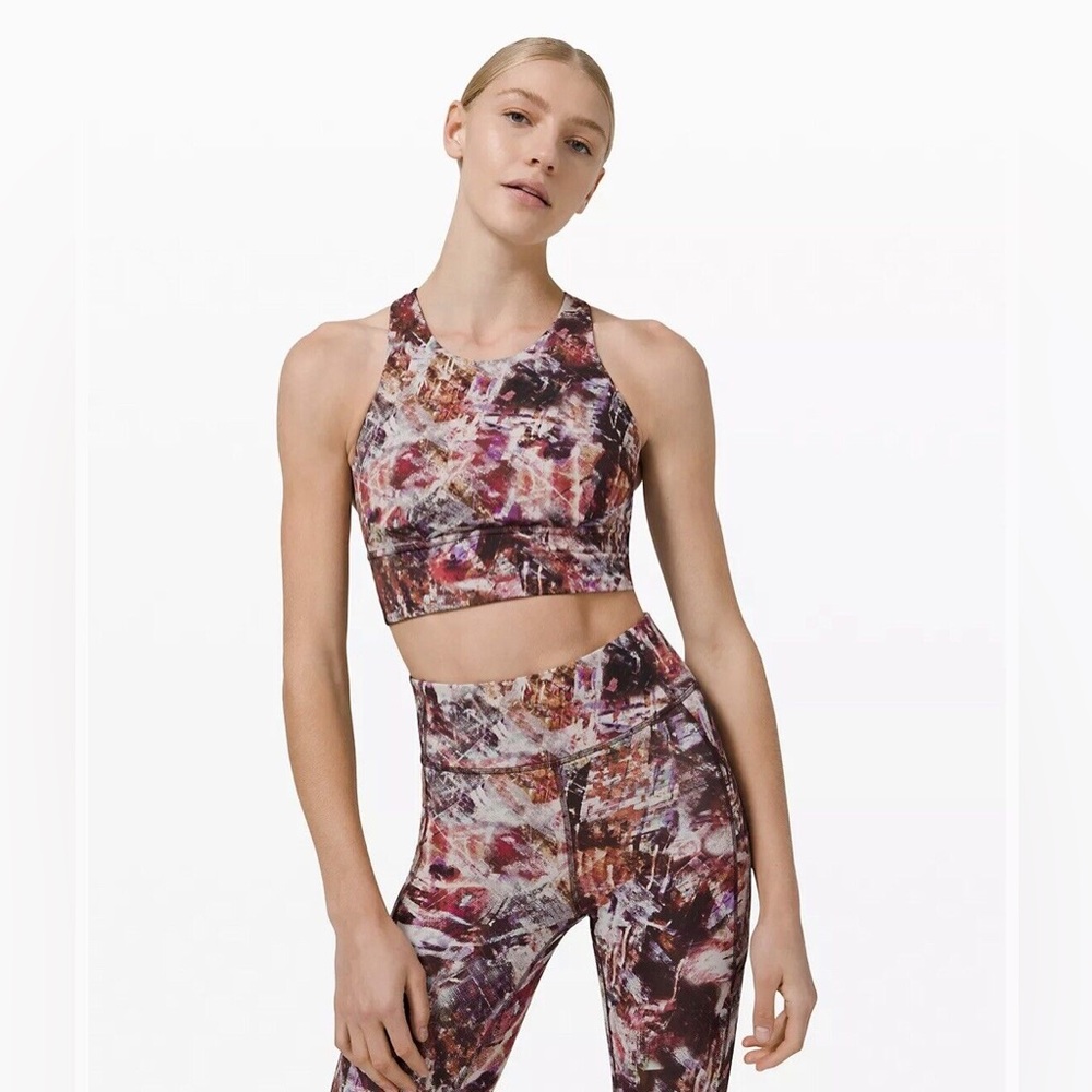 Lululemon Wunder Train Longline Bra 
Medium Support C/D cups